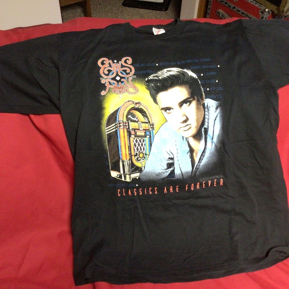 ELVIS t shirt